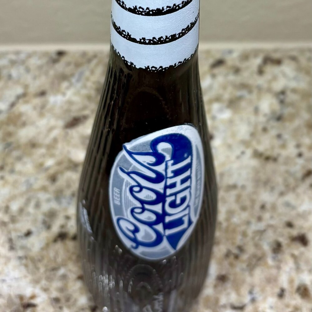 Vintage 1 Pint Coors Light Baseball Bat Bottle Limited Edition - EMPTY w/Cap - Picture 4 of 9